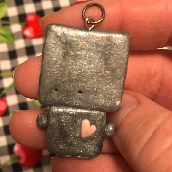 2 Cutesy Robot Charms - Picture 3 of 3